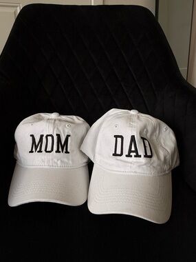 White 'DAD' Embroidered Baseball Cap